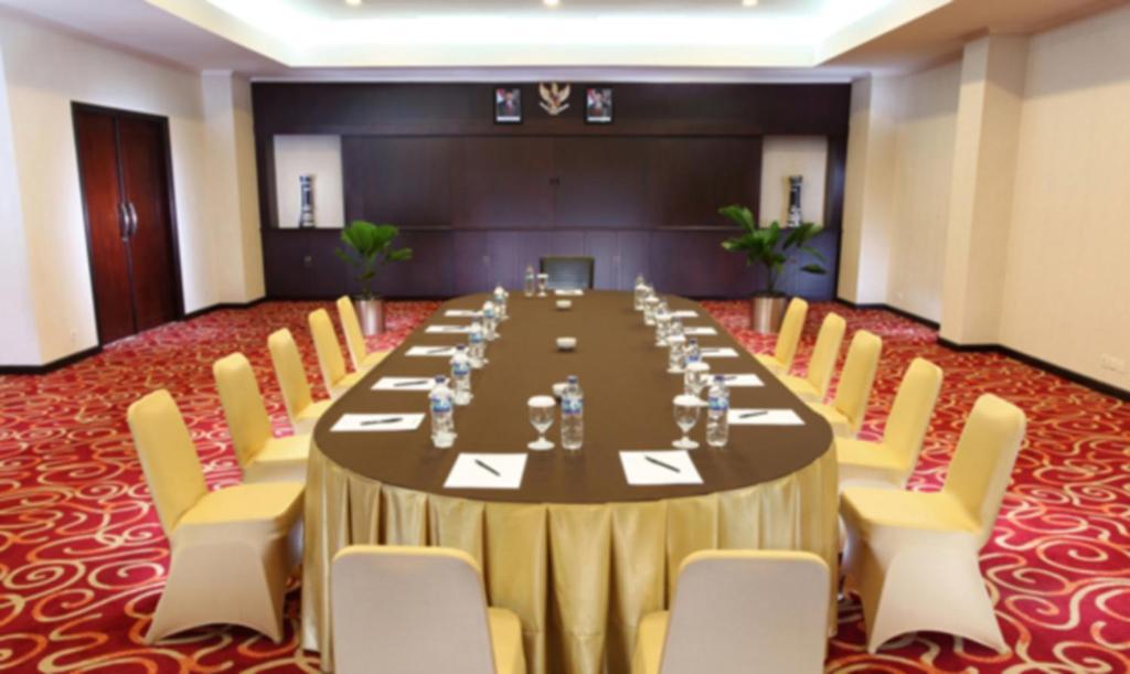 Swiss-Belhotel Merauke Exterior foto