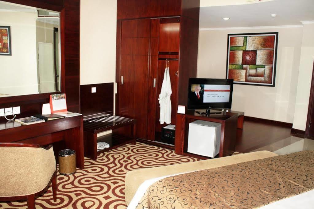 Swiss-Belhotel Merauke Exterior foto